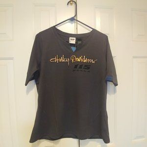 Harley Davidson 115 year short sleeved V-neck shirt, size L
